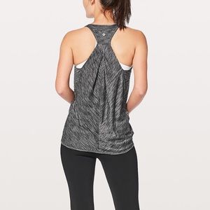 Lululemon essential tank sz 2